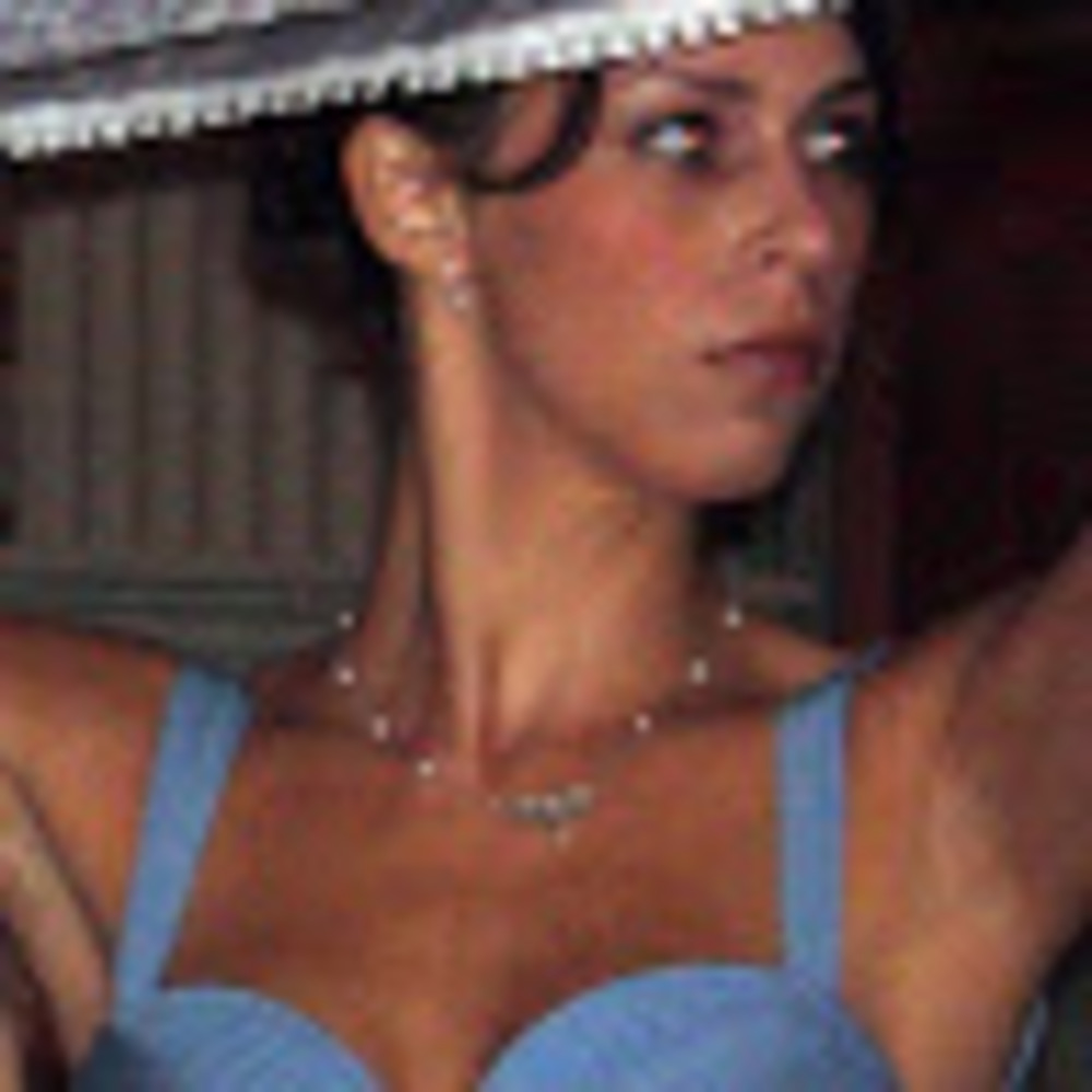 Meet your Posher, Mina